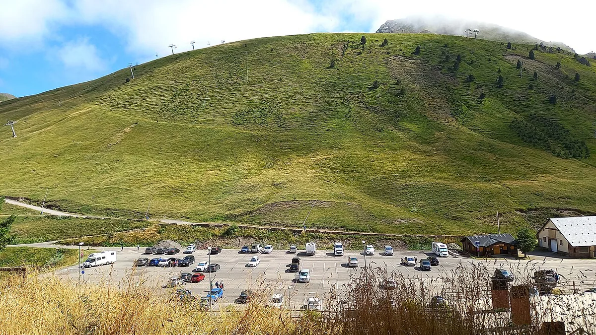Paisaje de montaña en Astún, Valle del Aragón